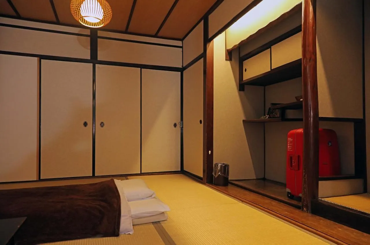 Guesthouse Kyoto Compass 招待所