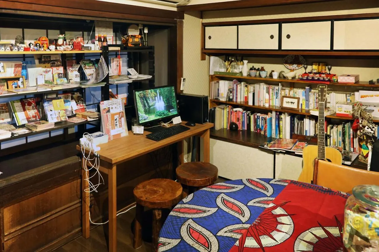 Guesthouse KYOTO COMPASS 2*,